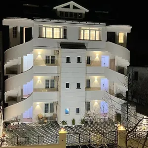  Hotel Herta Albania